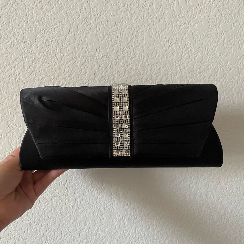 Black Clutch